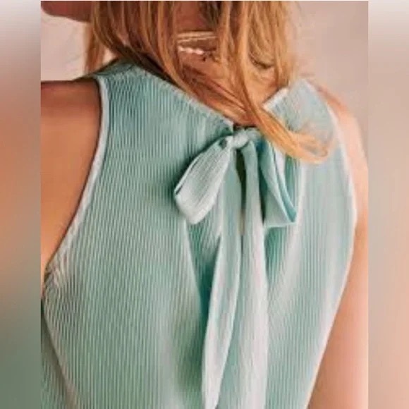 Sezane Elvissa Top - Picture 2 of 3